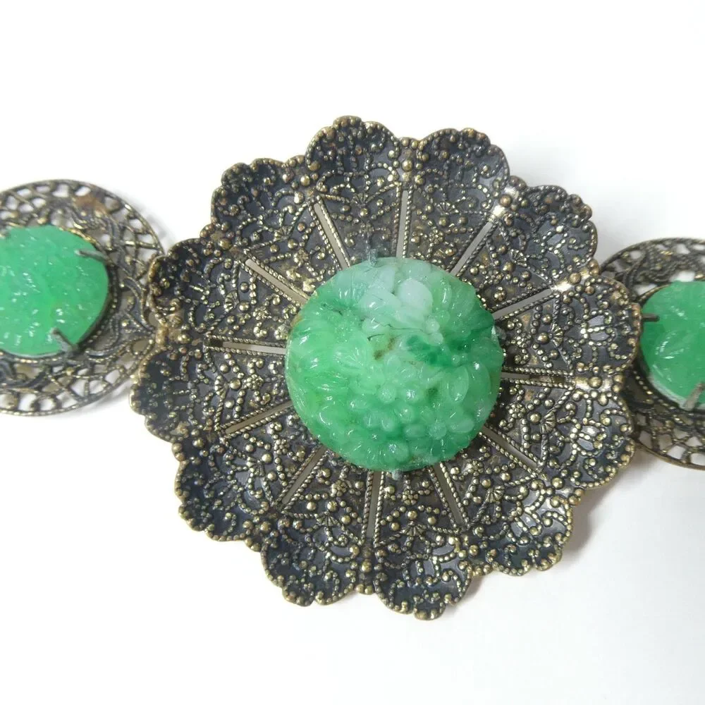 Metal Flower Link Belt w/ Carved Green Glass 26